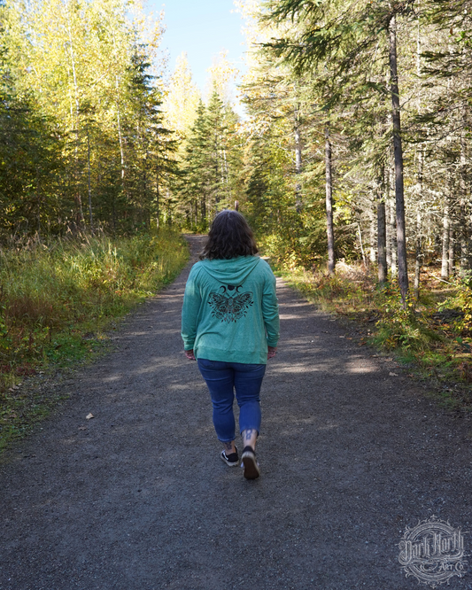 Moth lightweight hoodie green