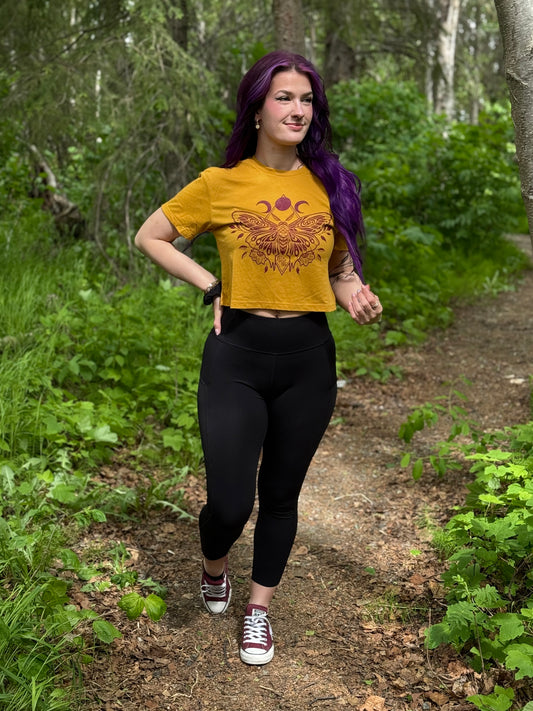 Moth Crop Top T-shirt Gold